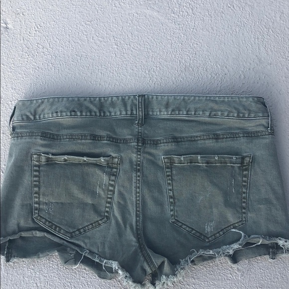 Shorts - Picture 2 of 2